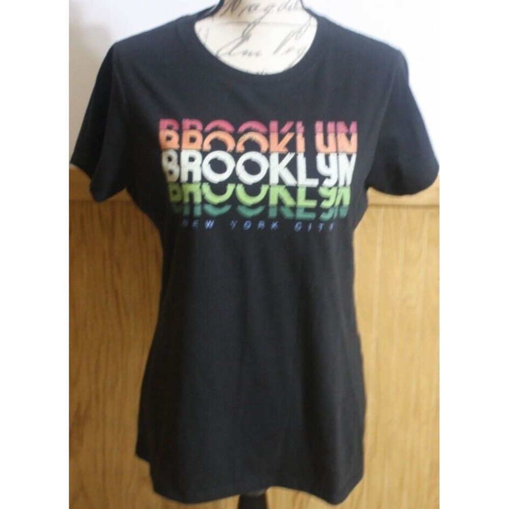 Womens Brooklyn T-Shirt Sz M SS Black Atleisure Tee Beach Lake Fashion